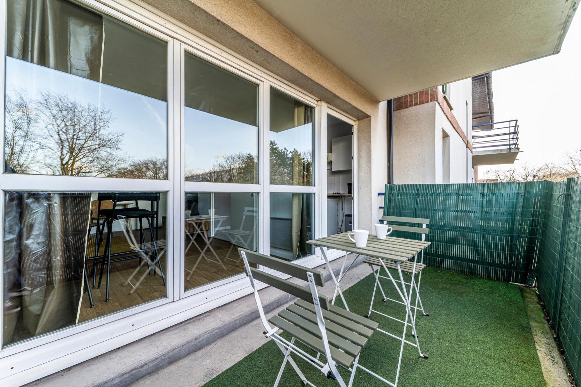 T2 Avec Terrasse Citadelle Appartement Rijsel Buitenkant foto